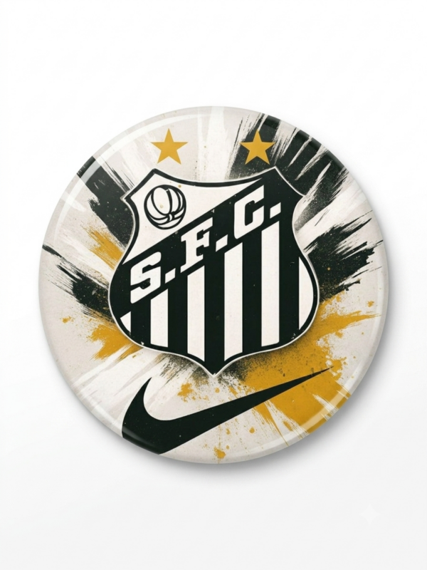 Broche Santos FC 58mm com escudo alvinegro em preto e branco